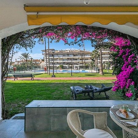 Golden Mile Getaway, Garden View, Pool & Comfort Marbella Bagian luar foto