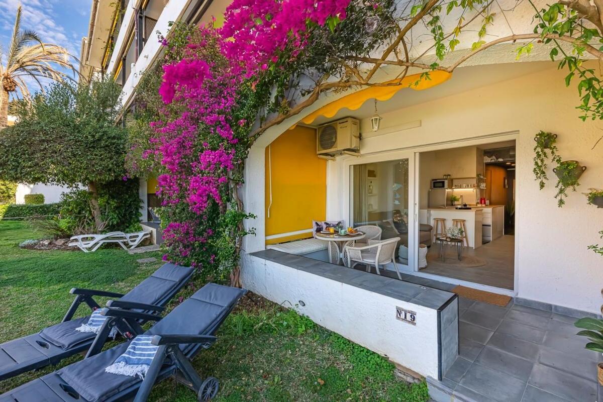 Golden Mile Getaway, Garden View, Pool & Comfort Marbella Bagian luar foto