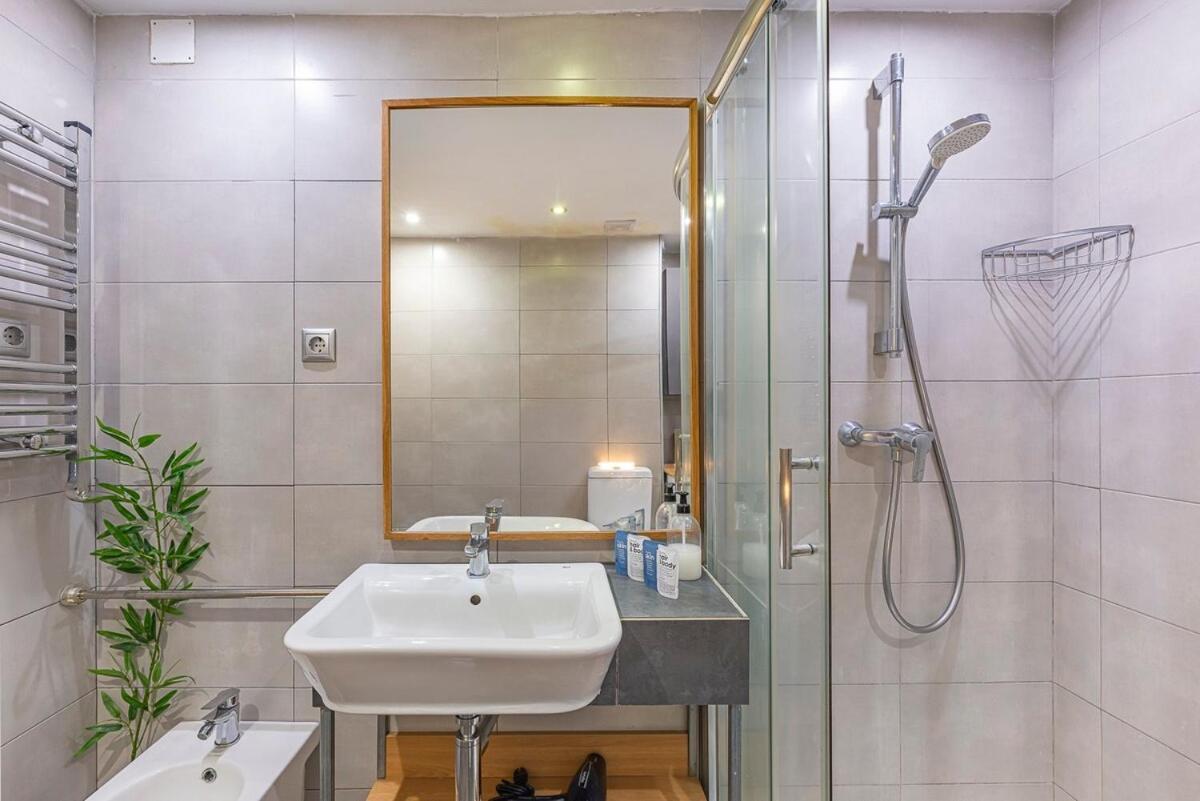 Golden Mile Getaway, Garden View, Pool & Comfort Marbella Bagian luar foto