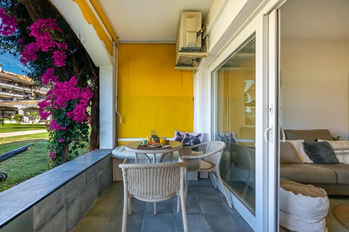 Golden Mile Getaway, Garden View, Pool & Comfort Marbella Bagian luar foto