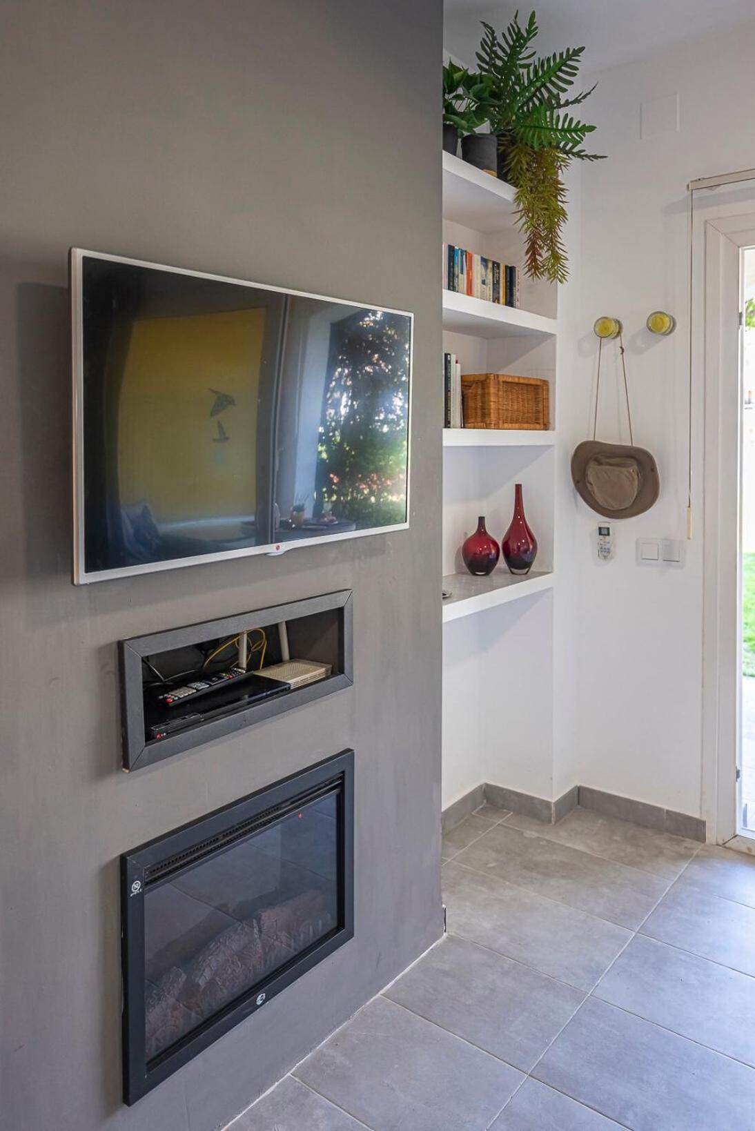 Golden Mile Getaway, Garden View, Pool & Comfort Marbella Bagian luar foto